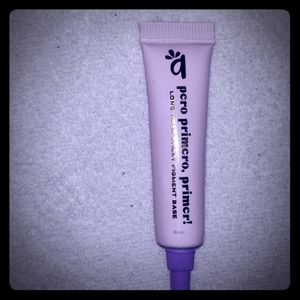 Eyeshadow primer